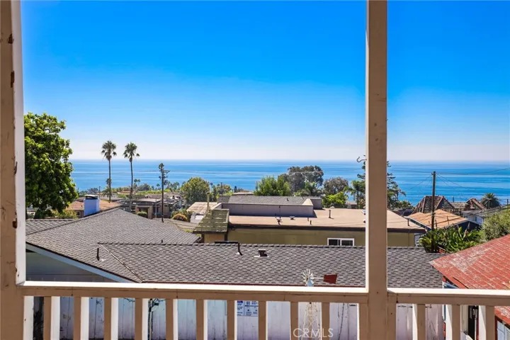 276 Chiquita Street, Laguna Beach, California 92651