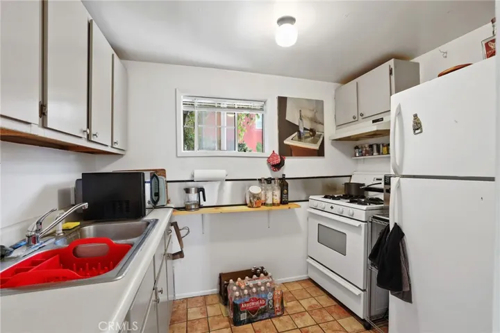 276 Chiquita Street, Laguna Beach, California 92651