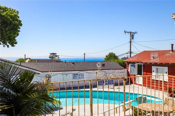 276 Chiquita Street, Laguna Beach, California 92651