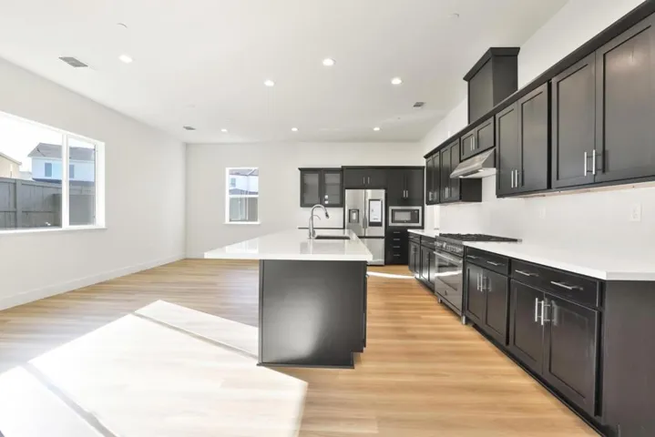 3250 Rio Grande Drive, Tracy, California 95377