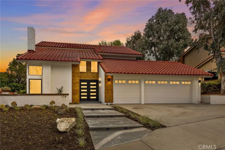 174 S Canyon Woods Road, Anaheim Hills, California 92807