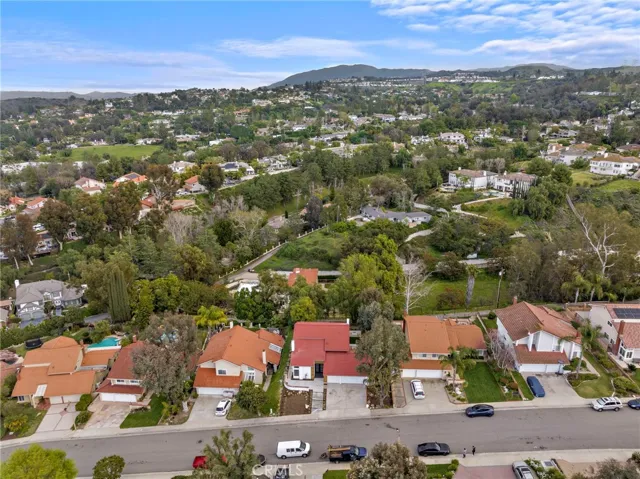 174 S Canyon Woods Road, Anaheim Hills, California 92807