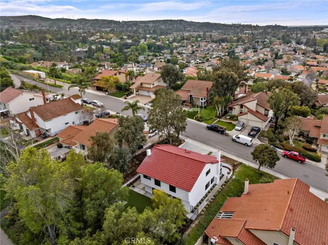 174 S Canyon Woods Road, Anaheim Hills, California 92807