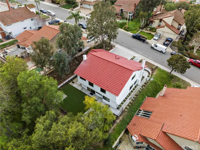 174 S Canyon Woods Road, Anaheim Hills, California 92807
