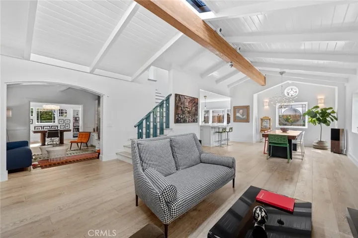 649 Anita Street, Laguna Beach, California 92651