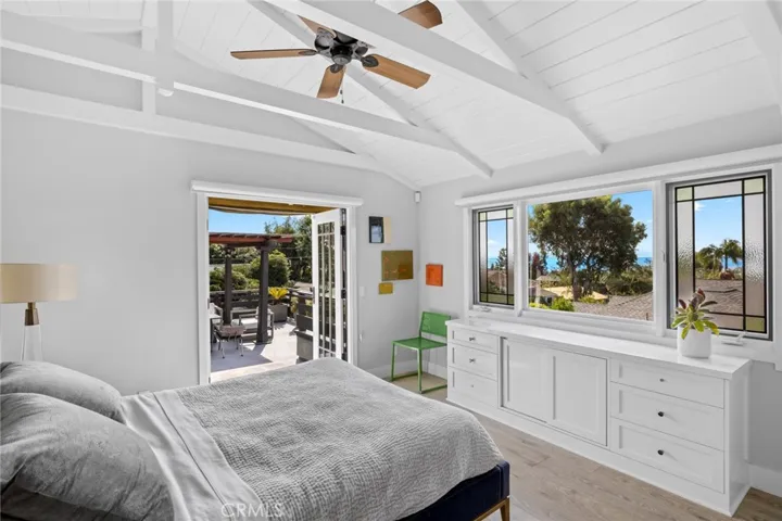649 Anita Street, Laguna Beach, California 92651
