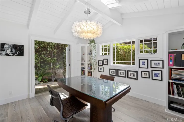 649 Anita Street, Laguna Beach, California 92651