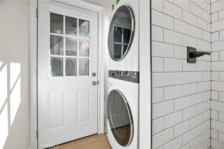 Bathroom/ Laundry area