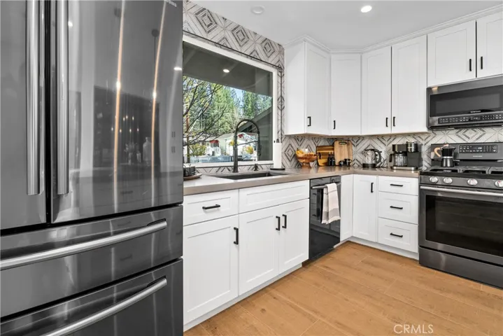 423 Belmont Drive, Big Bear City, California 92314