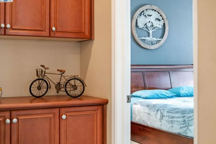 Primary Bdrm Entry