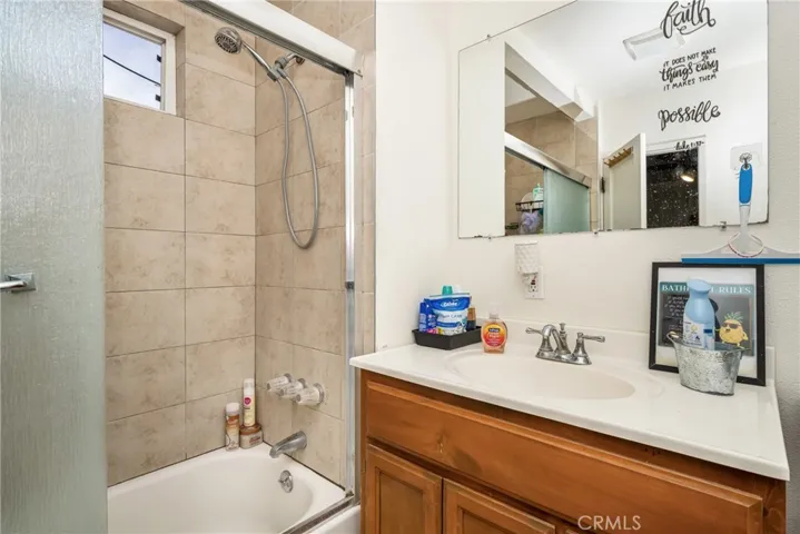 1506 S Duncan Avenue, Commerce, California 90040