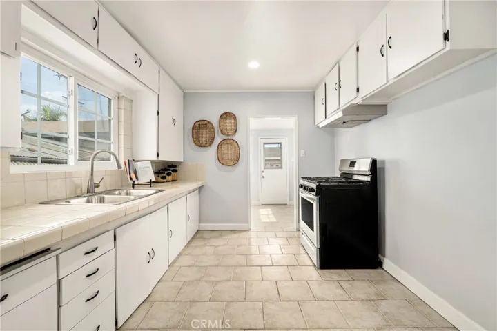 1506 S Duncan Avenue, Commerce, California 90040