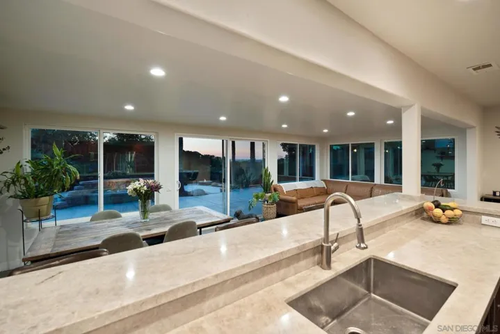 6678 Park Ridge Blvd, San Diego, California 92120