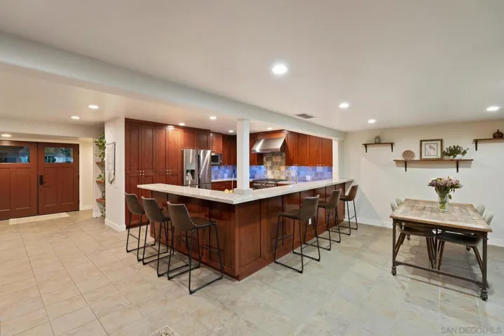 6678 Park Ridge Blvd, San Diego, California 92120