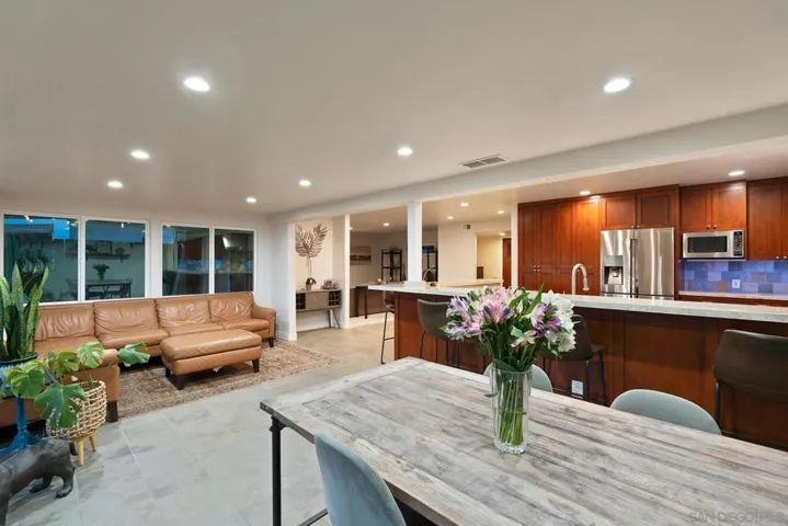 6678 Park Ridge Blvd, San Diego, California 92120