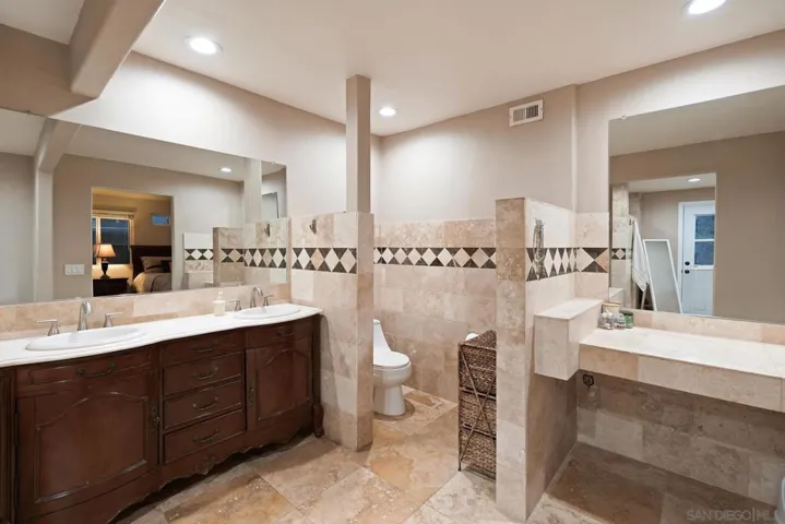 6678 Park Ridge Blvd, San Diego, California 92120