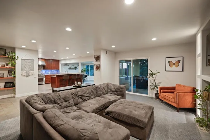 6678 Park Ridge Blvd, San Diego, California 92120