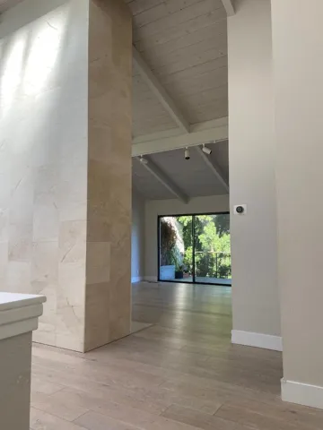 112 Sand Hill Circle, Menlo Park, California 94025