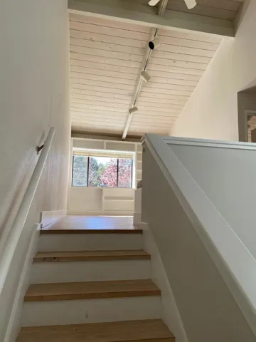 112 Sand Hill Circle, Menlo Park, California 94025