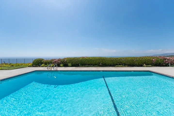 3200 La Rotonda Drive 317, Rancho Palos Verdes, California 90275