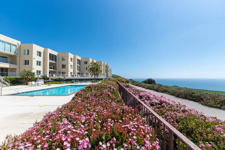 3200 La Rotonda Drive 317, Rancho Palos Verdes, California 90275