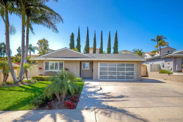10420 Timberlane Way, Santee, California 92071