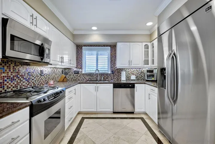 10420 Timberlane Way, Santee, California 92071