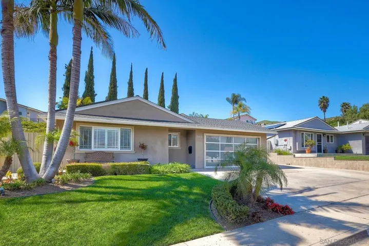 10420 Timberlane Way, Santee, California 92071