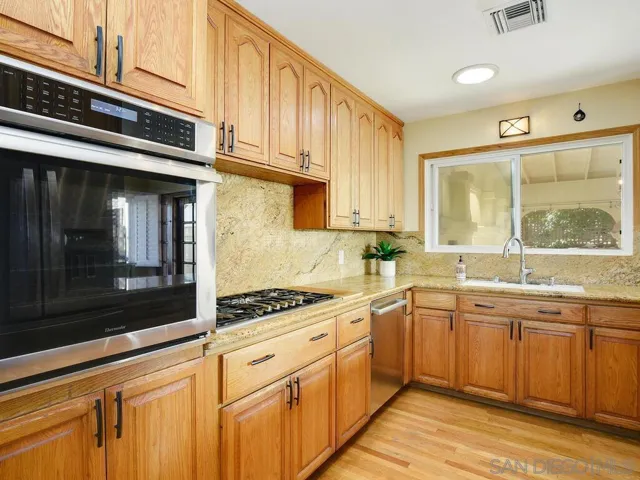4786 Mayapan Dr, La Mesa, California 91941