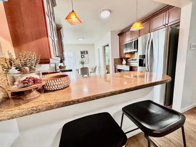 20146 Santa Maria Ave, Castro Valley, California 94546