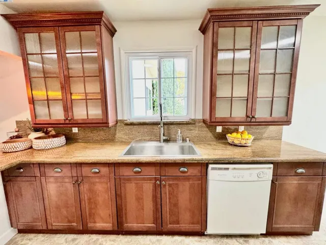 20146 Santa Maria Ave, Castro Valley, California 94546