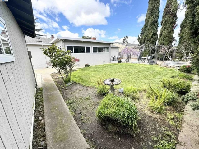 20146 Santa Maria Ave, Castro Valley, California 94546