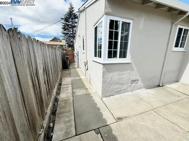 20146 Santa Maria Ave, Castro Valley, California 94546