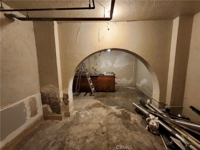 1435 Alvarado, Los Angeles, California 90006
