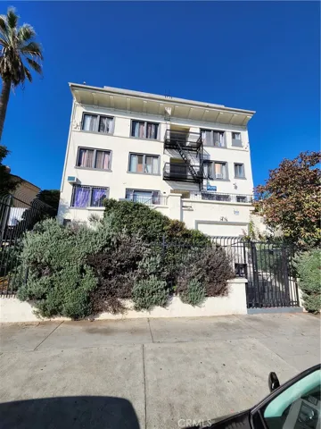 1435 Alvarado, Los Angeles, California 90006