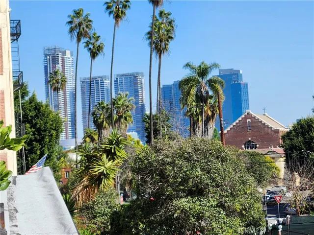 1435 Alvarado, Los Angeles, California 90006