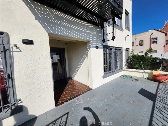 1435 Alvarado, Los Angeles, California 90006