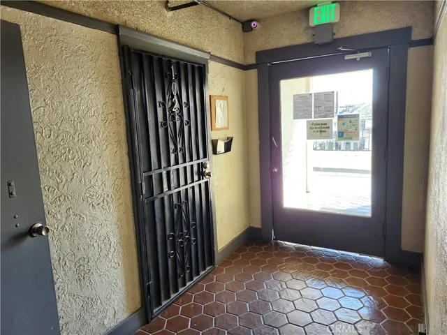 1435 Alvarado, Los Angeles, California 90006