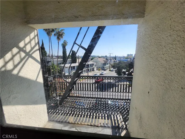 1435 Alvarado, Los Angeles, California 90006