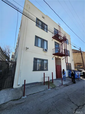 1435 Alvarado, Los Angeles, California 90006