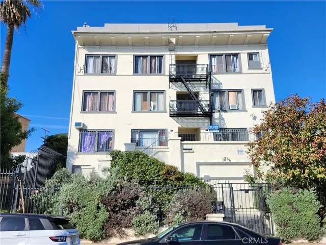 1435 Alvarado, Los Angeles, California 90006
