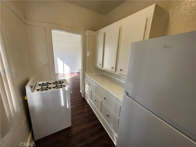 1435 Alvarado, Los Angeles, California 90006