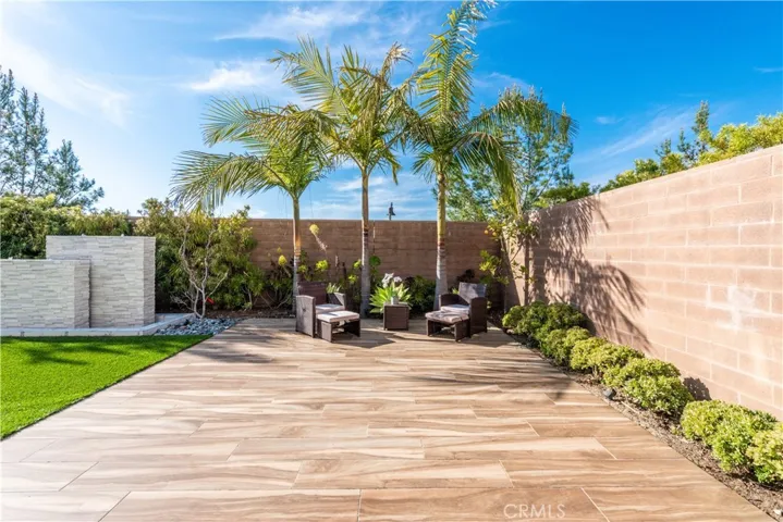 172 Bellini, Irvine, California 92602