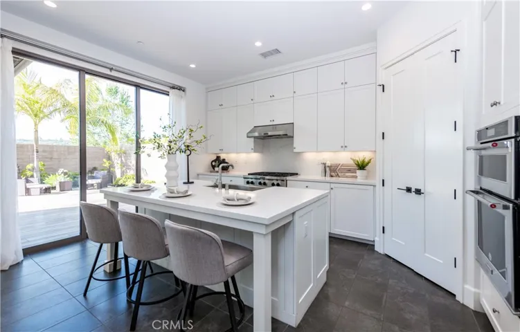 172 Bellini, Irvine, California 92602