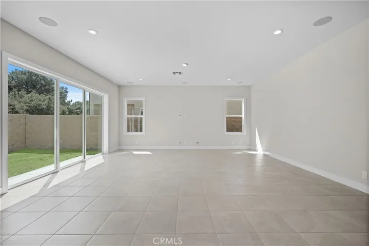390 Riverbend, Lake Forest, California 92630