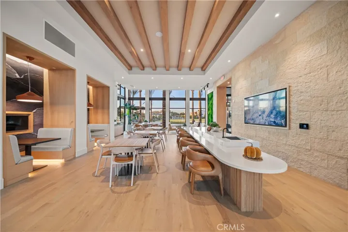 390 Riverbend, Lake Forest, California 92630