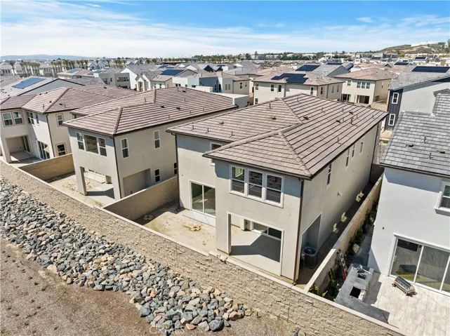 390 Riverbend, Lake Forest, California 92630