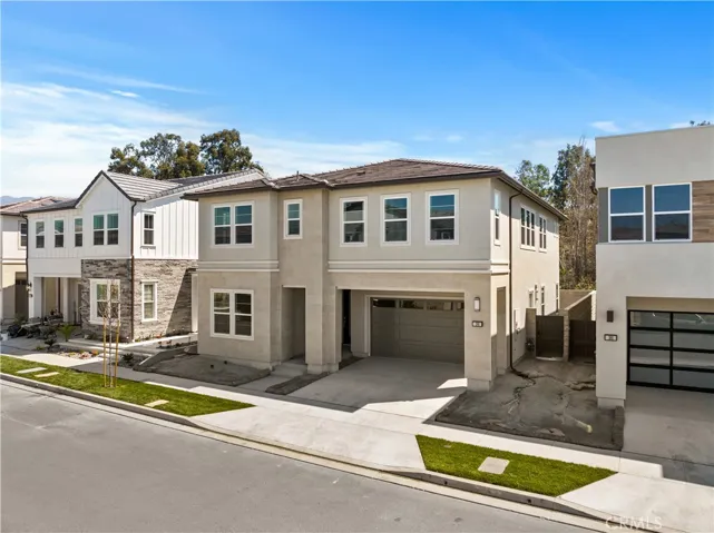 390 Riverbend, Lake Forest, California 92630