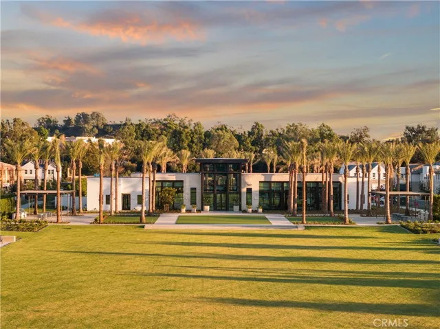 390 Riverbend, Lake Forest, California 92630