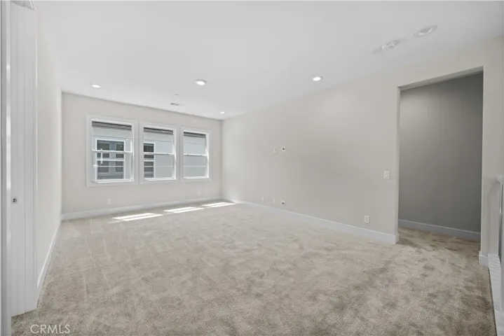 390 Riverbend, Lake Forest, California 92630